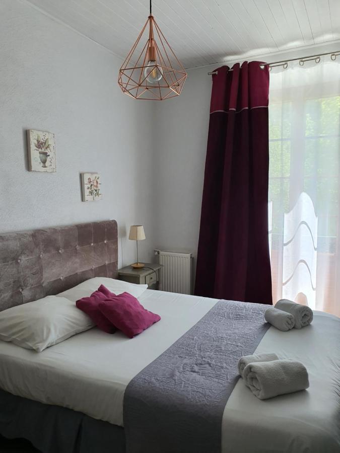 Ma Petite Auberge Кастелан Екстериор снимка