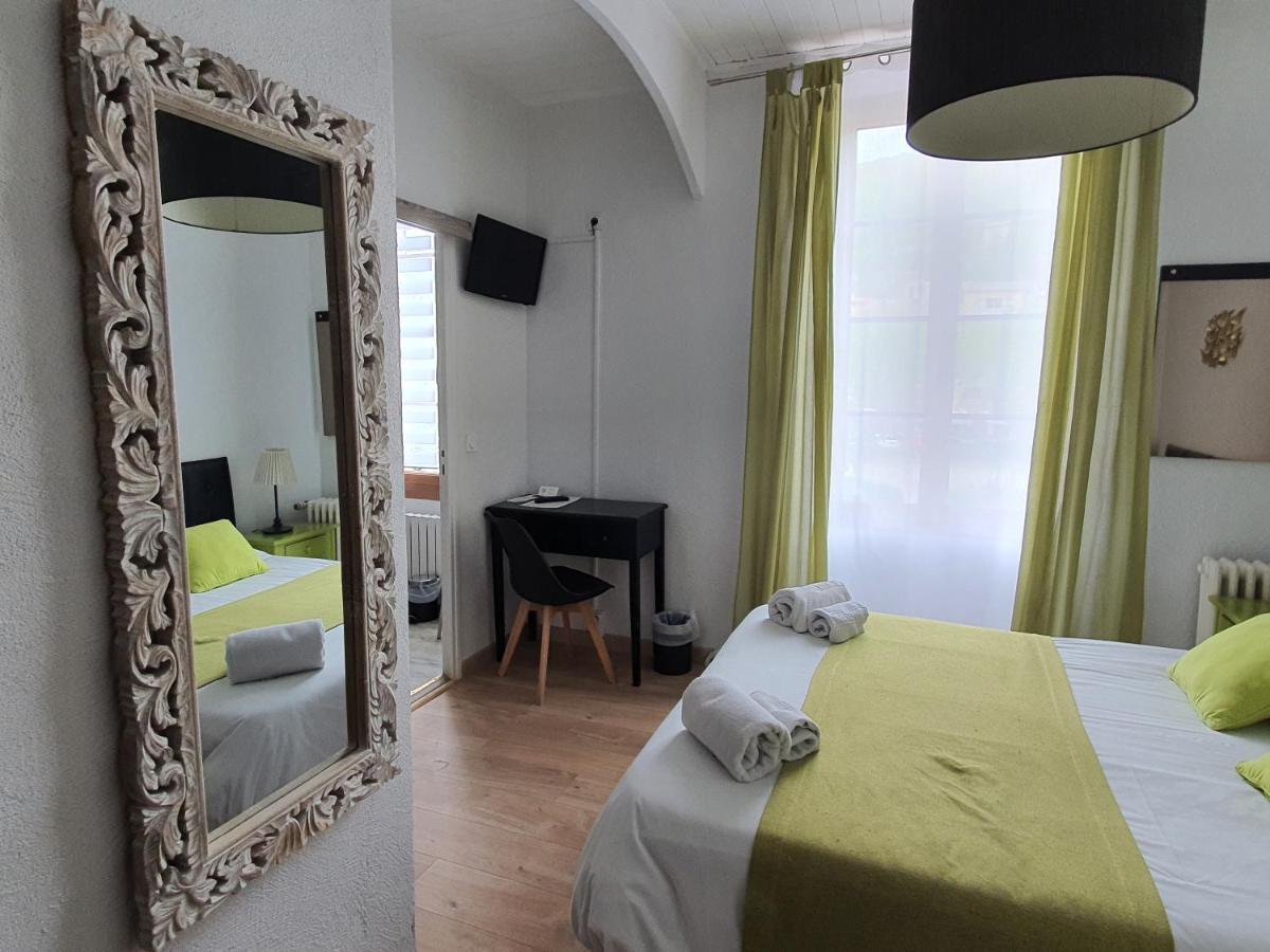 Ma Petite Auberge Кастелан Екстериор снимка