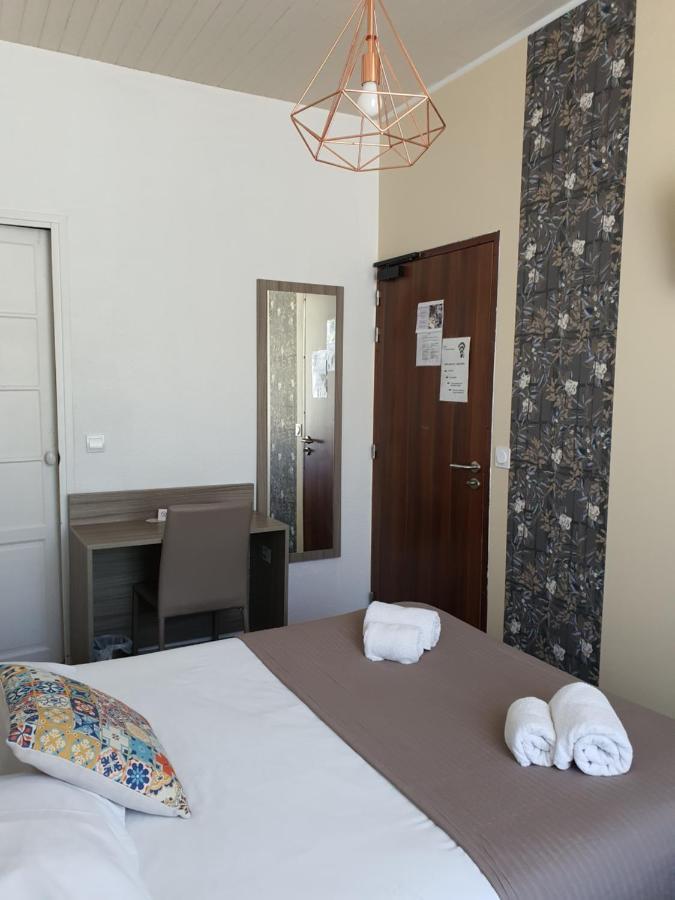 Ma Petite Auberge Кастелан Екстериор снимка