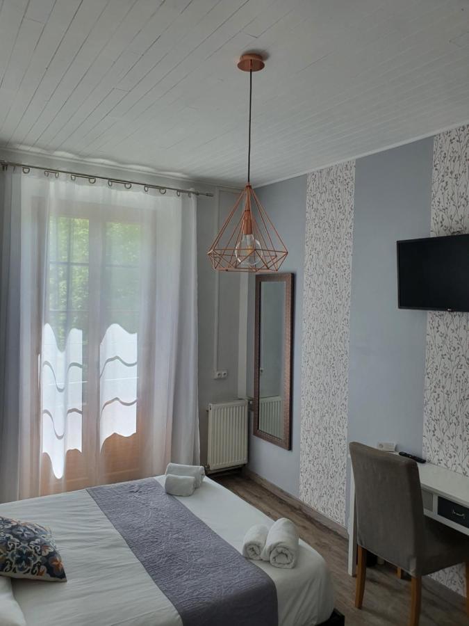 Ma Petite Auberge Кастелан Екстериор снимка