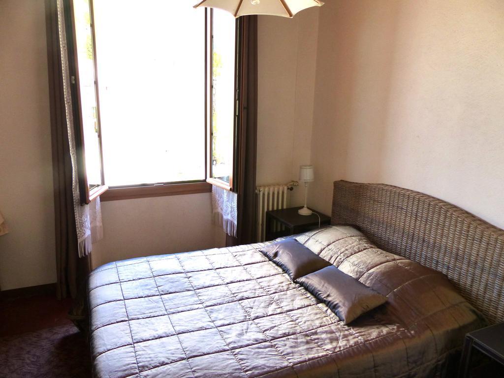 Ma Petite Auberge Кастелан Екстериор снимка