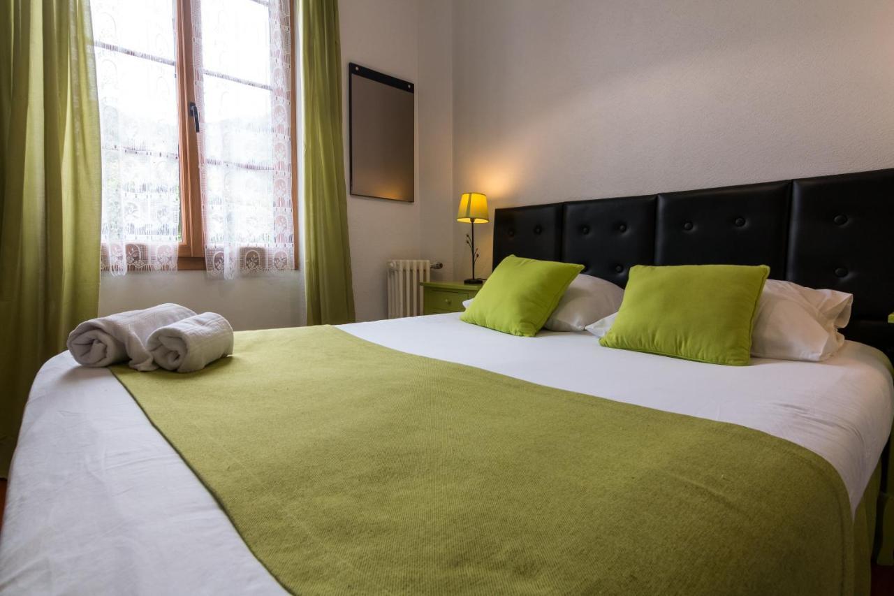 Ma Petite Auberge Кастелан Екстериор снимка