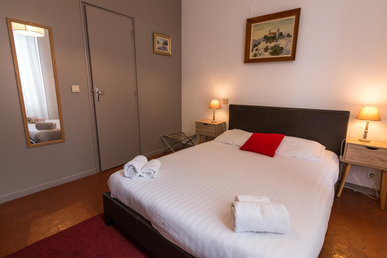 Ma Petite Auberge Кастелан Екстериор снимка