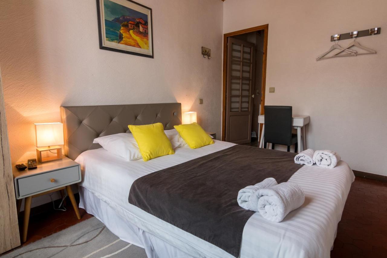 Ma Petite Auberge Кастелан Екстериор снимка